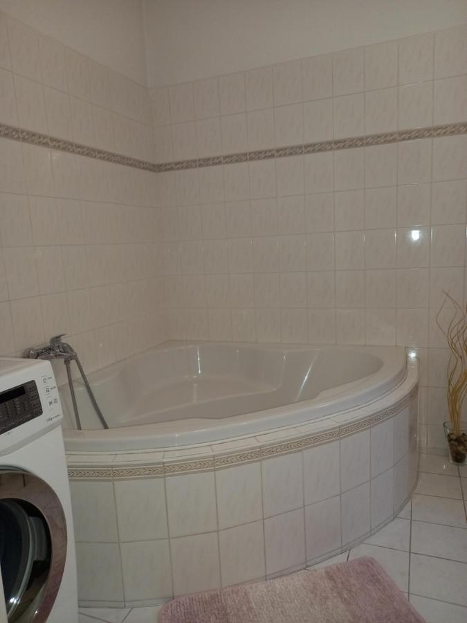 Apartman Marsik Nachod Luaran gambar