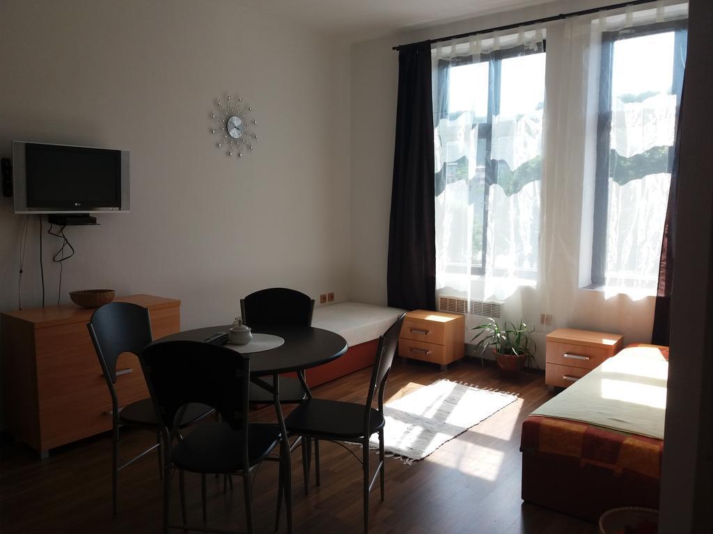 Apartman Marsik Nachod Luaran gambar