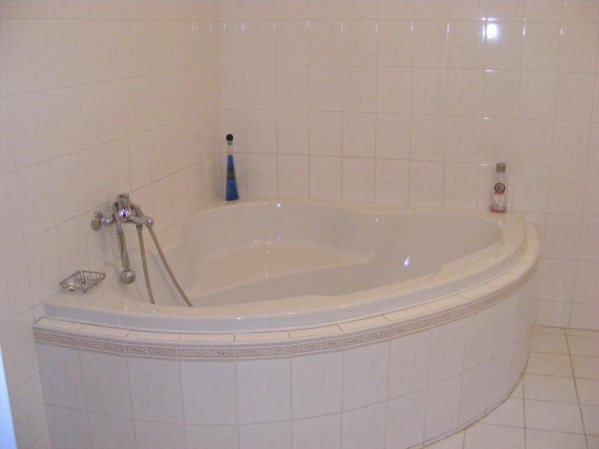 Apartman Marsik Nachod Luaran gambar